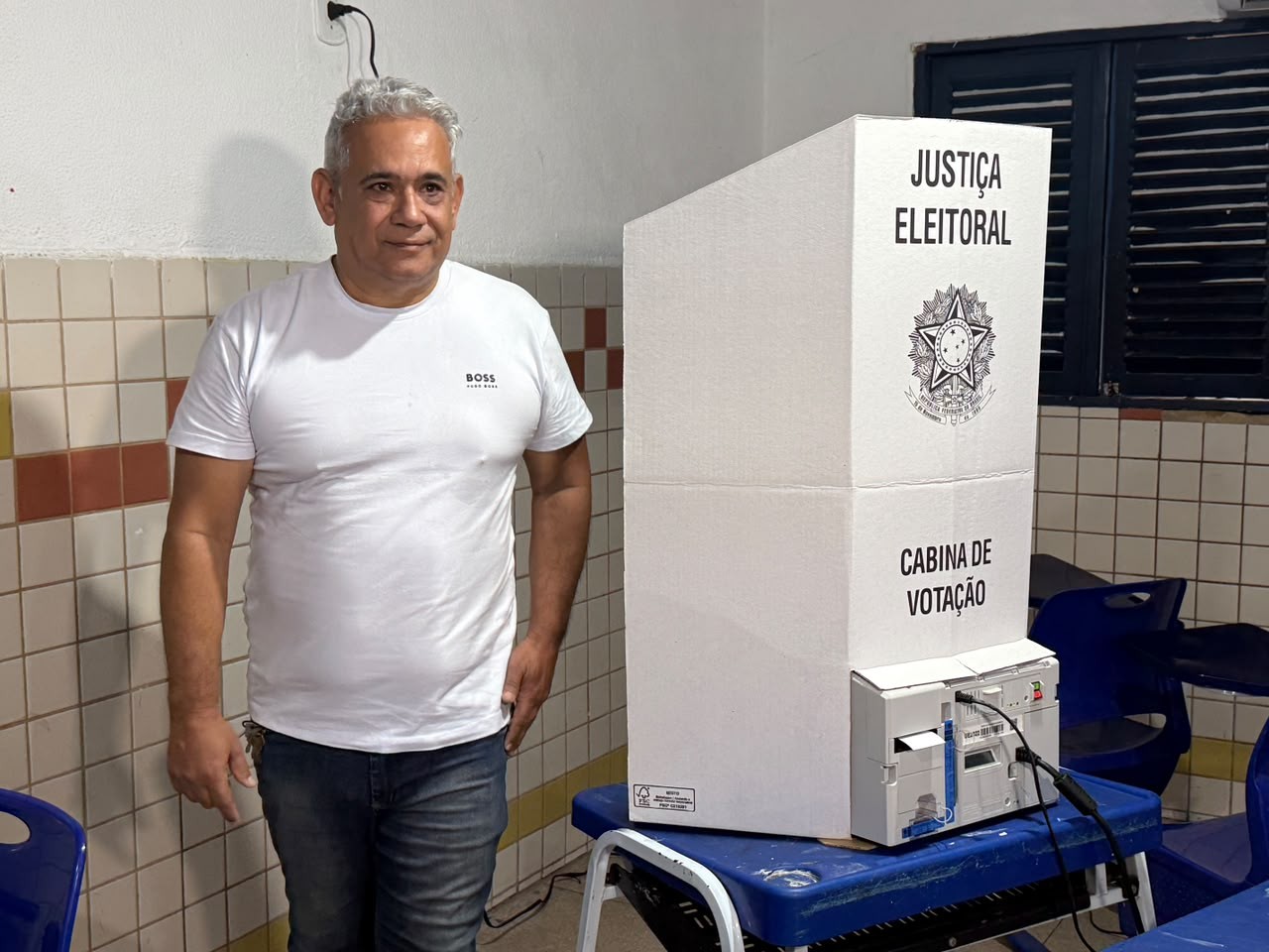 Márcio Jambo (Democrata) vota em Maceió