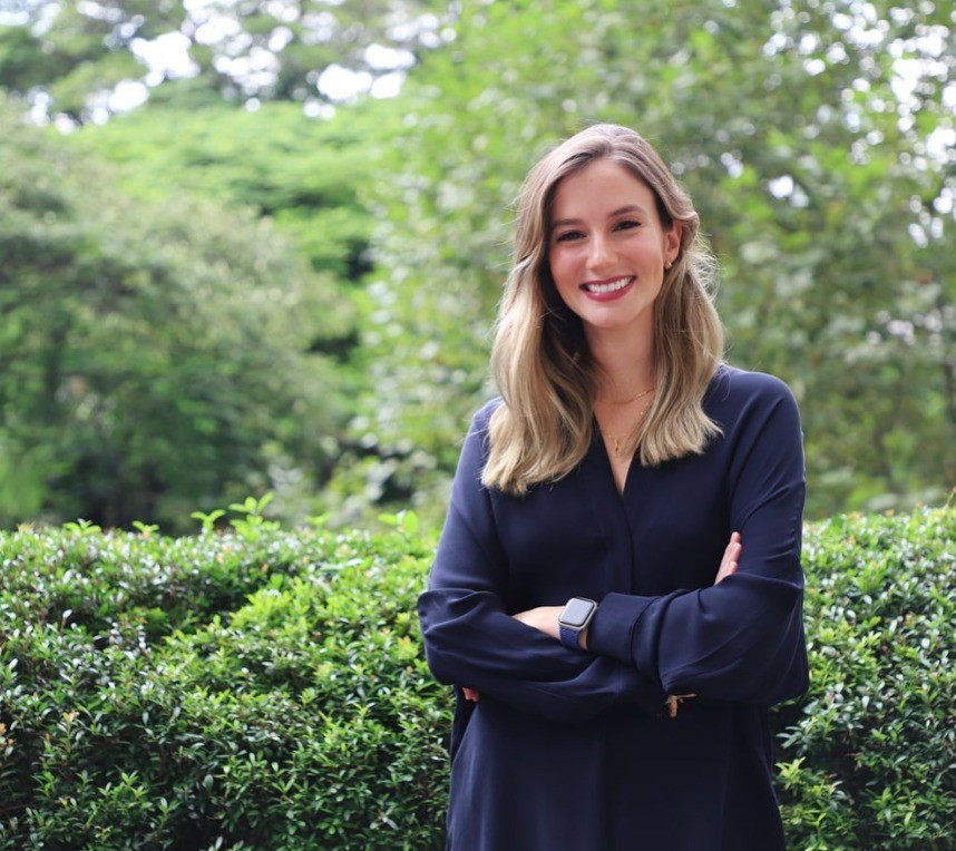 Quem é a brasileira que se tornou a bilionária mais jovem do mundo a construir a própria fortuna