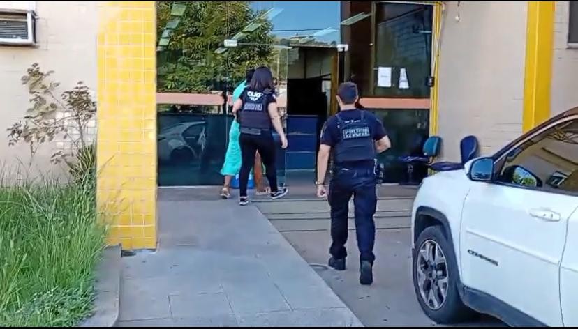 Mulher condenada a mais de 5 anos de prisão por tráfico é presa em Volta Redonda