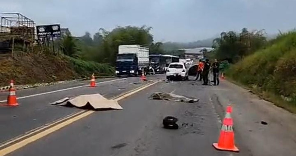 Duas pessoas morreram e uma ficou ferida em acidente na cidade de Itabuna — Foto: Redes sociais