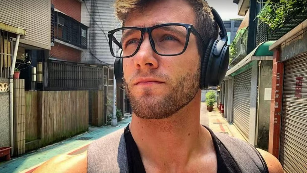 Canadense denuncia 'boa noite, Cinderela' com indício de abuso sexual no Rio: 'Experiência mais traumática da minha vida'