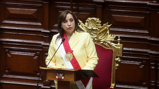 Sucessora de Castillo diz que não convocará novas eleições por enquanto, e descontentamento cresce no Peru