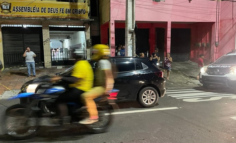 Briga no trânsito teria motivado morte de enfermeira em Fortaleza. — Foto: Paulo Cardoso/TVM