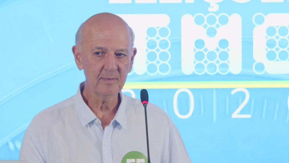 Candidato ao governo do DF José Roberto Arruda (PSD) participa de terceiro debate. — Foto: TMC/Reprodução