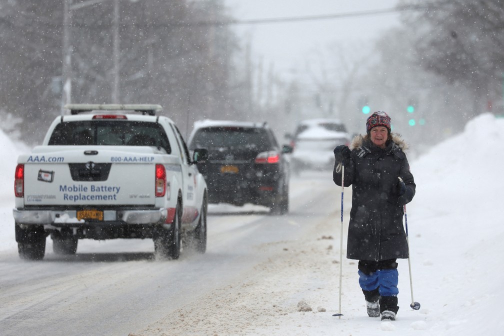 Tempestade de inverno nos EUA deixa pelo menos 50 mortos, Mundo