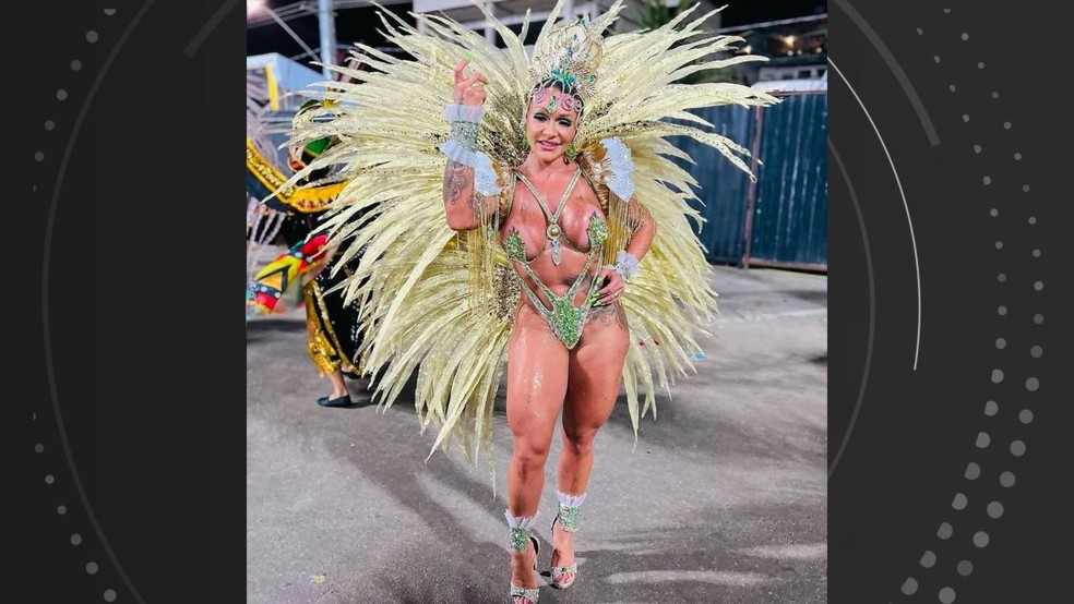 Aline Bianca, de 38 anos, morreu horas depois de desfilar no Carnaval de Vitória, Espírito Santo — Foto: Reprodução/Redes sociais