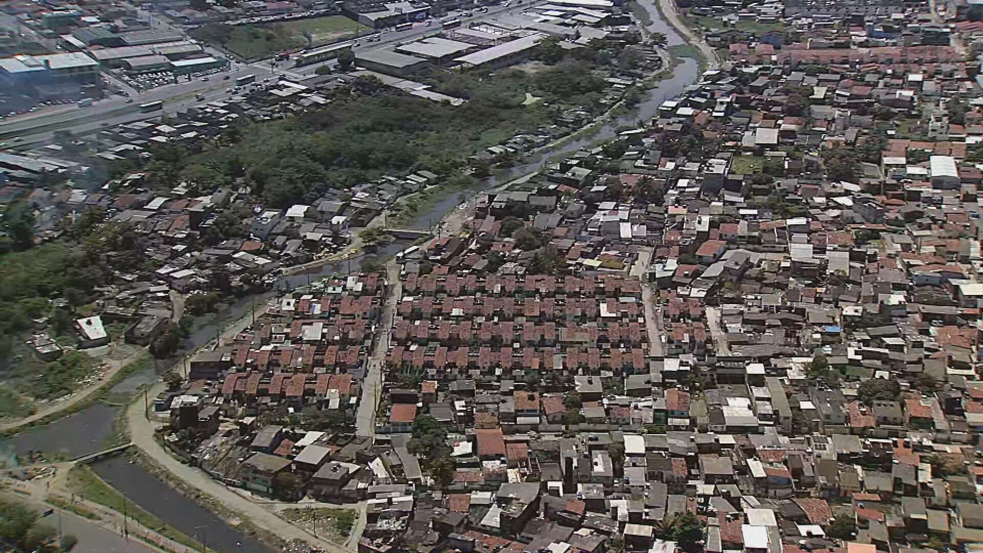 Operação policial prende 11 criminosos por tráfico de drogas e de armas de fogo em Olinda