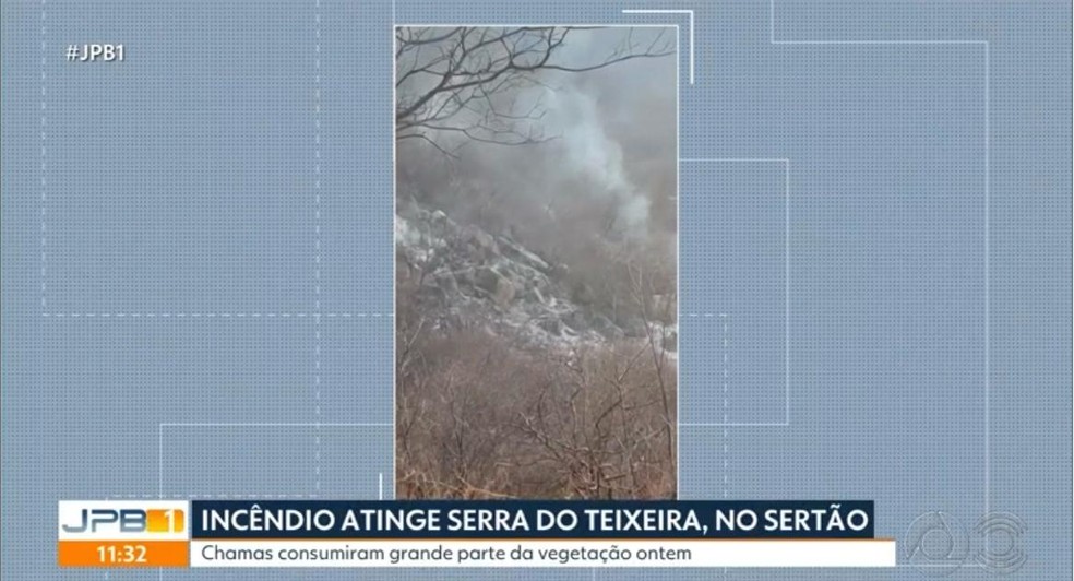 Incêndio atinge vegetação no Parque Nacional da Serra do Teixeira, Sertão da Paraíba — Foto: Reprodução/TV Paraíba