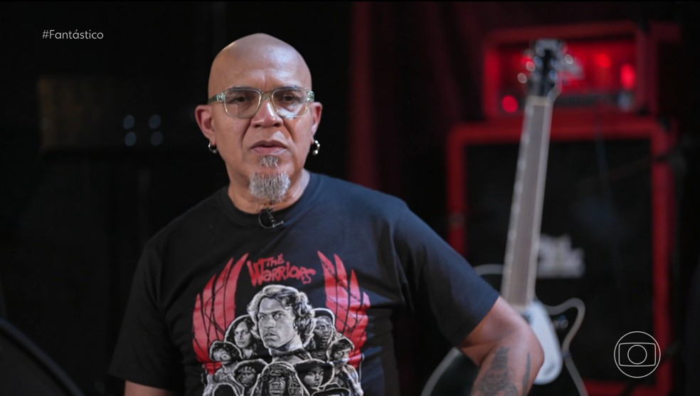 Clemente Nascimento, músico da banda Inocentes, passou por experiência de quase morte. — Foto: Reprodução/TV Globo