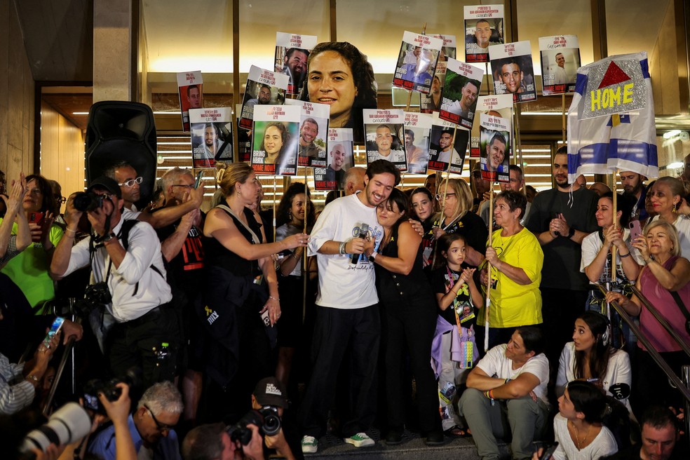 2025-10-09t175029z-800971296-rc2h8hafva30-rtrmadp-3-israel-palestinians-trump Israel vive expectativa de libertação de reféns pelo Hamas neste fim de semana