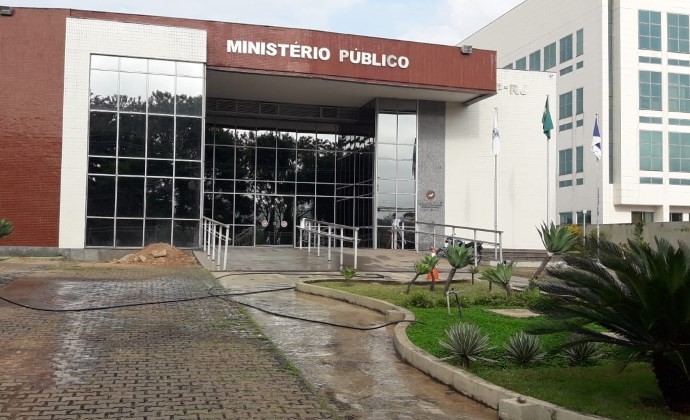 MPRJ denuncia seis pessoas por suspeita de aplicar 'golpe da tinta' contra idoso em Volta Redonda