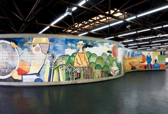 

Metrô de SP reúne mais de 90 obras de arte nas estações