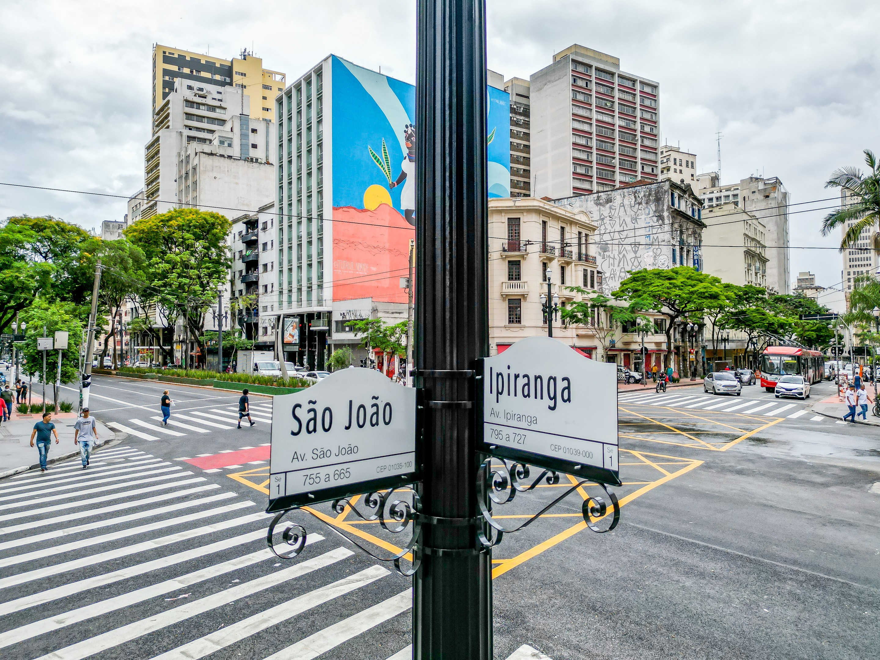 João Gomes, Fafá de Belém, comédias, festivais gastronômicos, novo filme de Anne Hathaway: veja o que fazer em SP