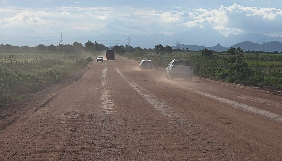 Obras na Estrada dos Ceramistas, em Campos, têm novo atraso e só devem terminar em 2026