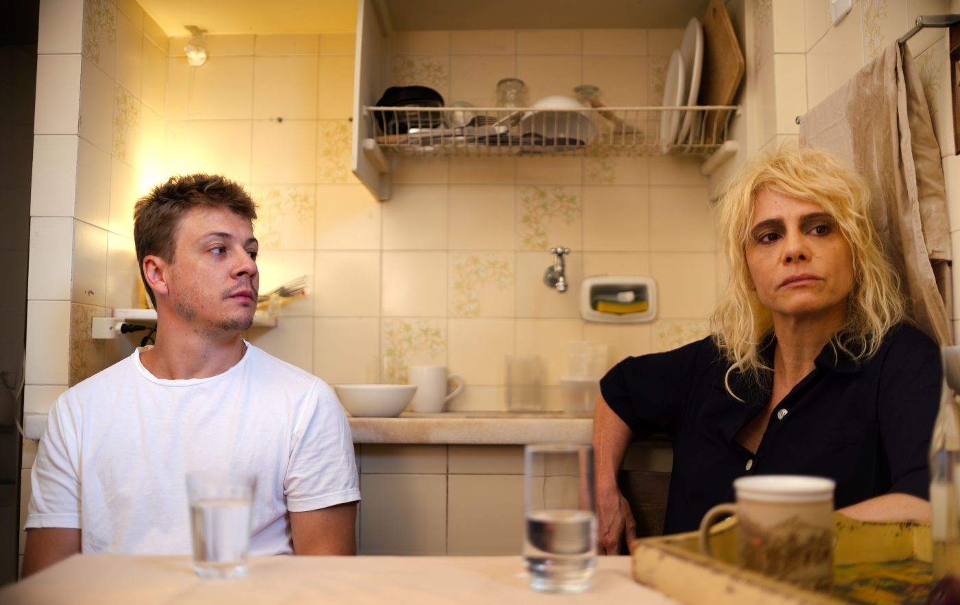 Festival de Curitiba destaca peças sobre histórias femininas no mês da Mulher