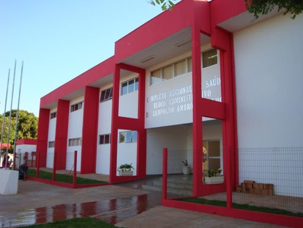 Hospital Regional de Cáceres (MT) — Foto: Secom-MT