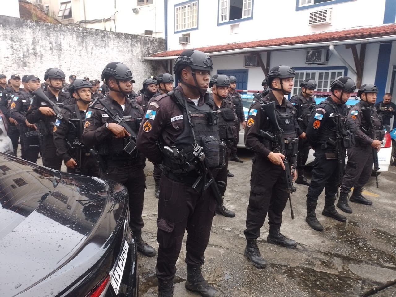 Polícia Militar faz operação contra a criminalidade em Angra dos Reis