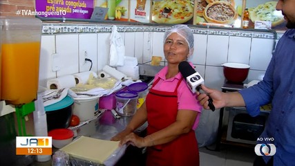 Feirante vende pastel para ajudar filhas: 'Formando duas em medicina'