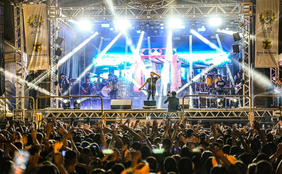 Léo Magalhães encerrou evento nesse domingo (24) — Foto: Arquivo/Prefeitura de Sena Madureira