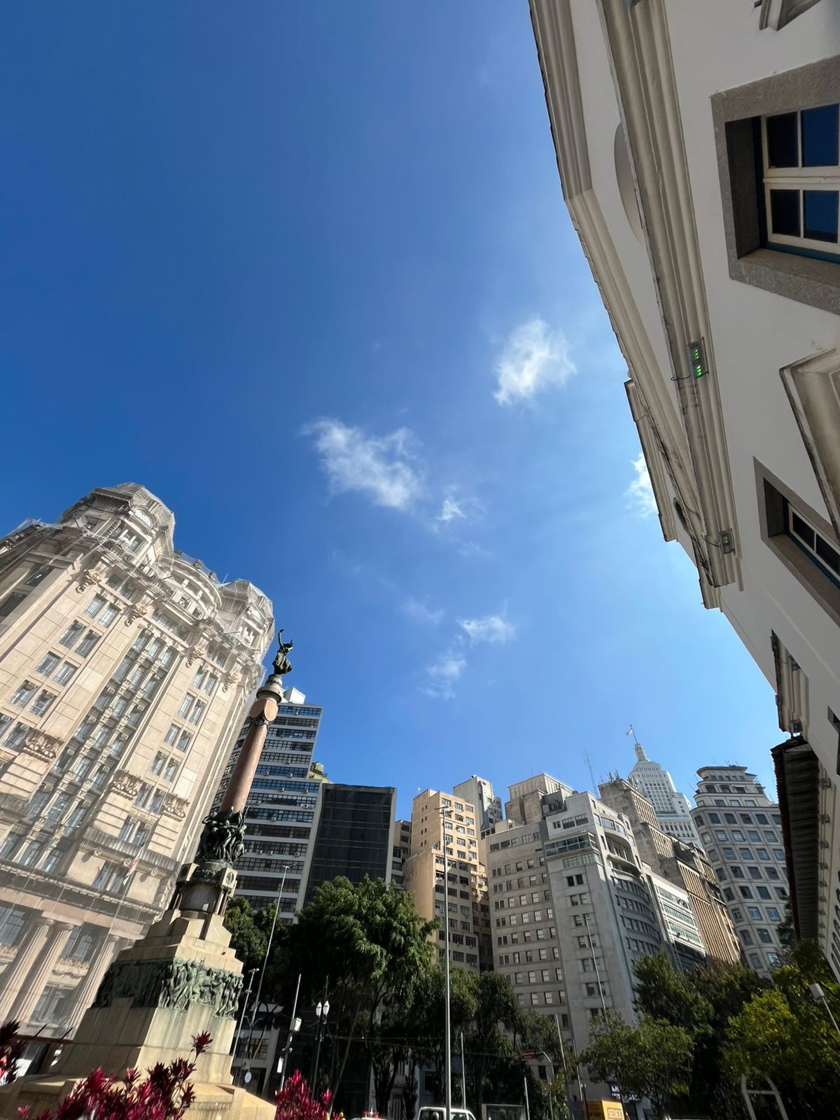 Sol volta a SP neste fim de semana em SP; temperaturas máximas podem chegar a 33°C