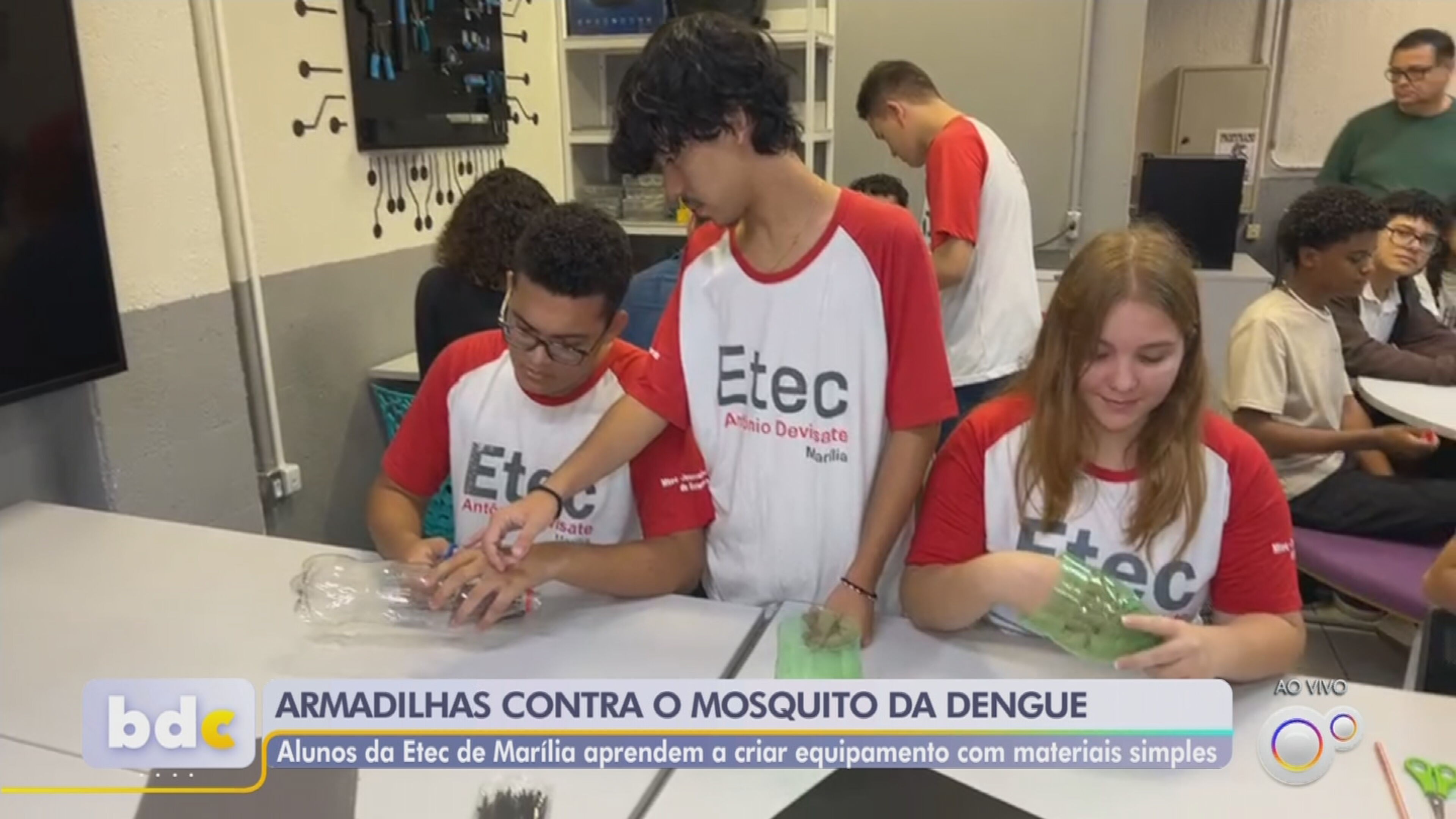 Alunos da Etec aprendem a montar armadilha caseira contra mosquito da dengue em Marília; veja como fazer