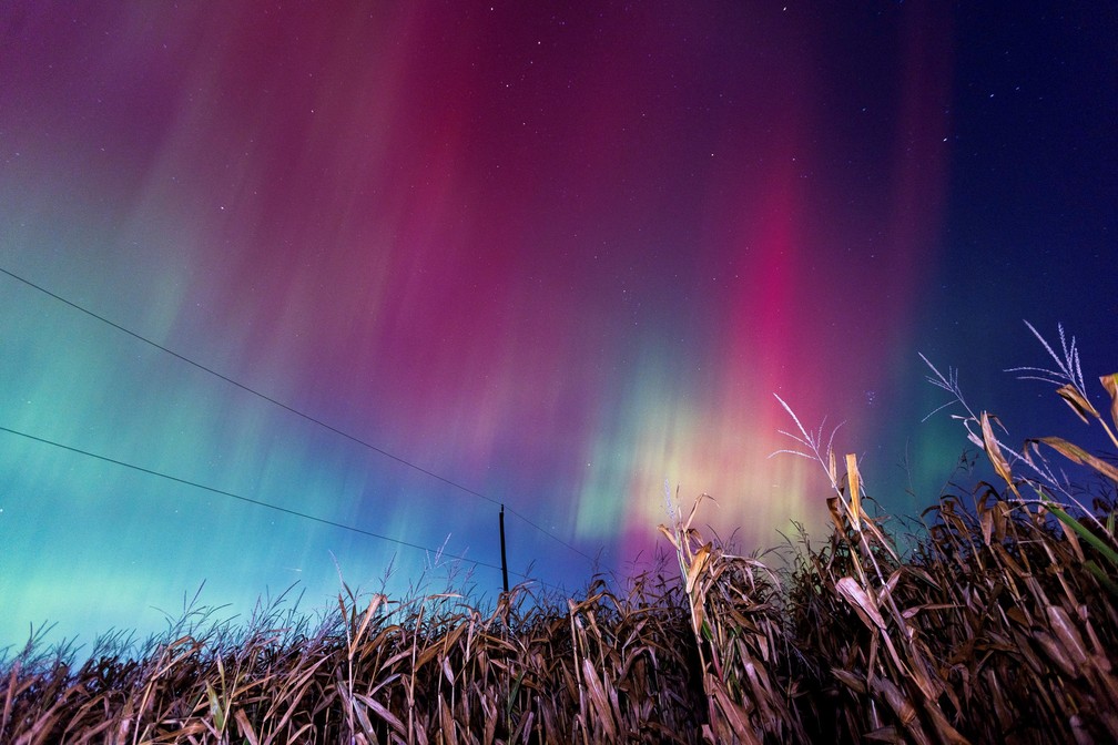 2024-10-11t170703z-2051962967-rc22iaapzc5b-rtrmadp-3-canada-weather As melhores fotos da aurora boreal pelo mundo, após nova tempestade solar