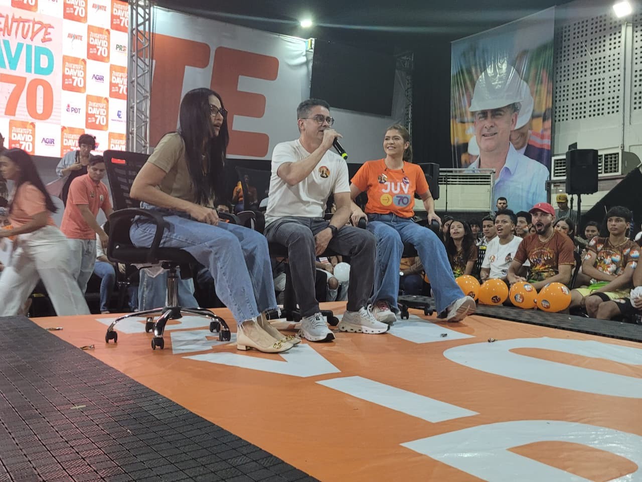 Eleições 2026: David Almeida participa de evento com jovens em Manaus e fala sobre necessidade de combate à queima de lixo | G1