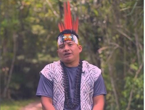 Líder indígena denunciado por estupro de turista chilena em aldeia no Acre está foragido, diz polícia 