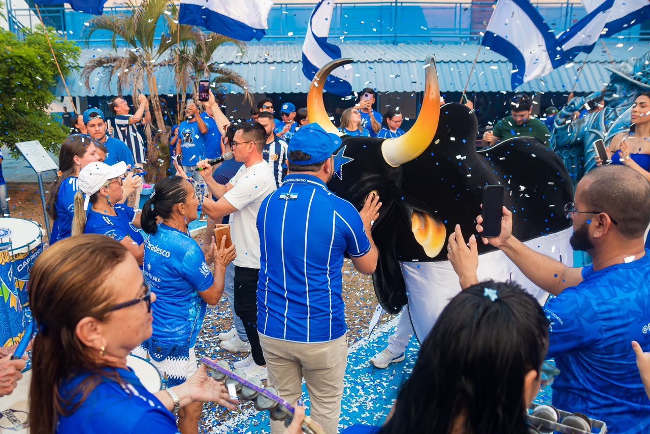 Atualização: Caprichoso inicia comemorações pelos 113 anos com hasteamento de bandeira em Parintins; veja programação
