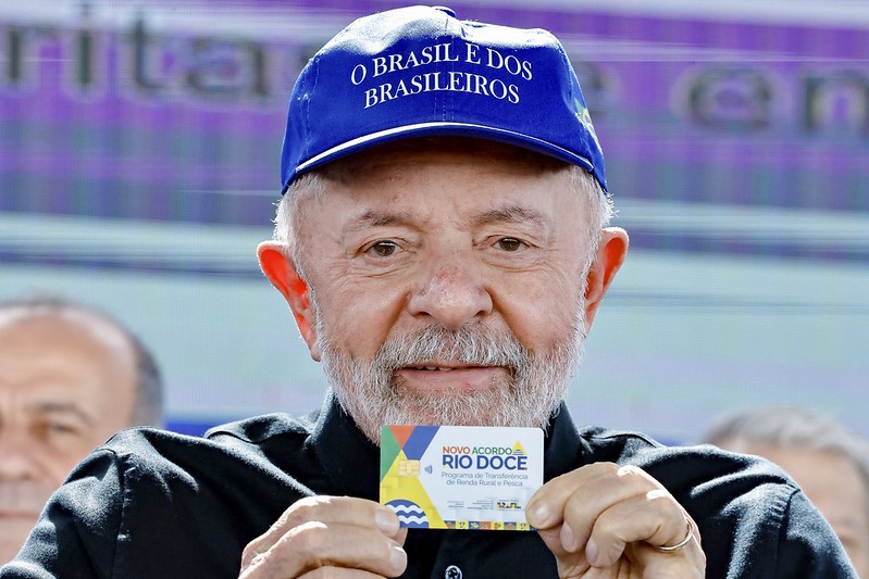 Lula diz que Bolsonaro mandou filho aos EUA pedir a Trump para 'salvar' o ex-presidente e 'ameaçar' governo com taxas