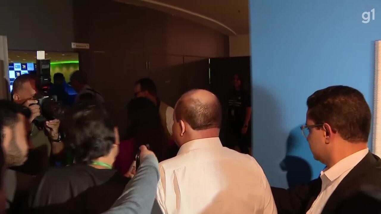 Ibaneis não comenta operação que prendeu cúpula da PMDF e diz que vai ...