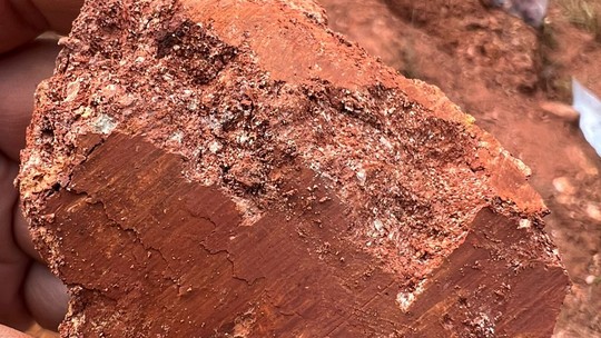 Corrida por terras raras: descoberta de jazida em MG atrai mais de 100 pedidos de mineração