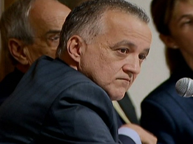 Carlinhos Cachoeira deve ser preso por dívida de mais de R$ 1 milhão em pensão para a ex-esposa, determina Justiça