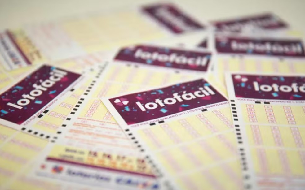 Volantes da Lotofácil — Foto: Marcelo Brandt/G1