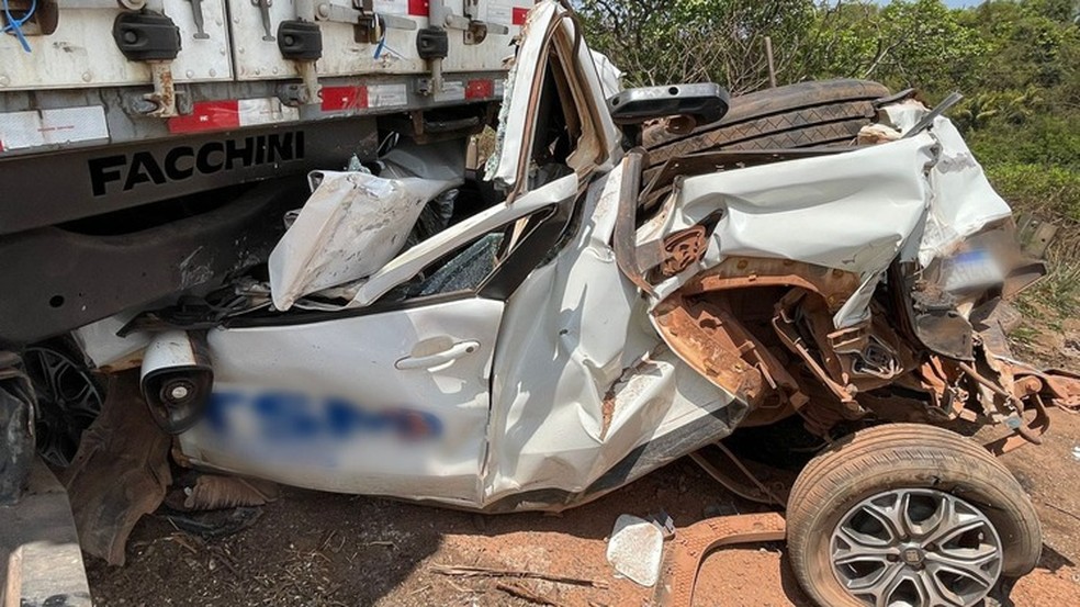 Um caminhoneiro foi preso pela Polícia Rodoviária Federal (PRF) após causar um acidente na BR-010, em Açailândia, na quarta-feira (11). — Foto: divulgação/ PRF