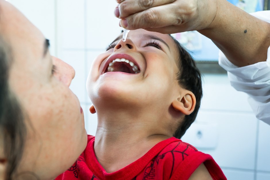 Campanha contra poliomielite segue até sexta-feira (14) em São José, ainda longe da meta de vacinação