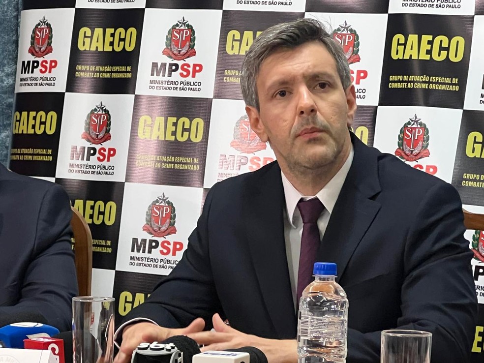 João Paulo Gabriel de Souza, promotor do Gaeco, em entrevista coletiva em São José do Rio Preto (SP) — Foto: Rogério Pedrozo/TV TEM