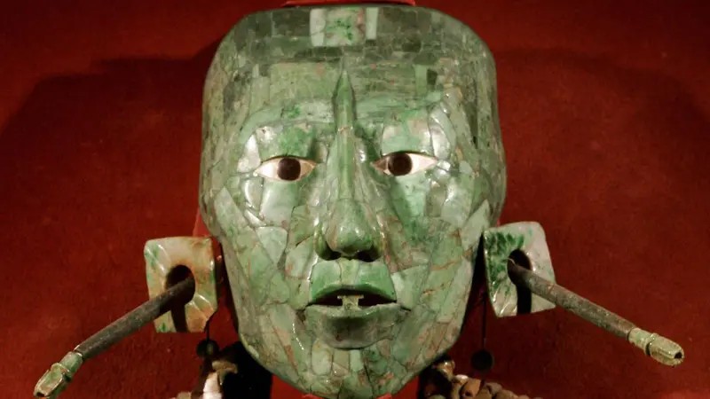 5 dos tesouros mais valiosos do mundo que tentaram roubar do Louvre e de outros museus