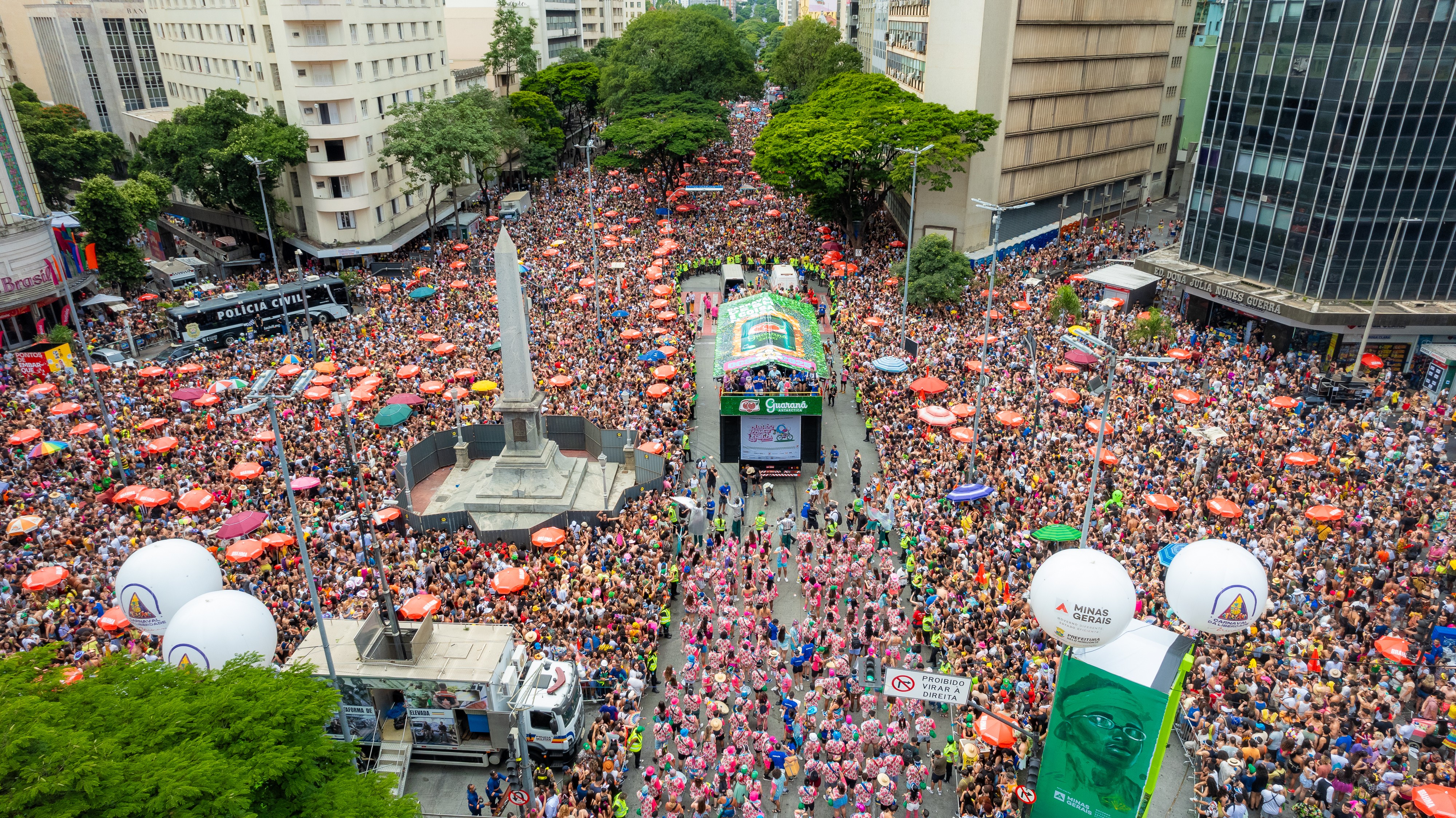 Quanto custa colocar um bloco na rua no Carnaval de BH? | G1