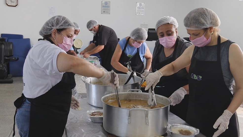'Sou+Bauru': empresas promovem ações sociais e transformam vidas em comunidades vulneráveis — Foto: TV TEM