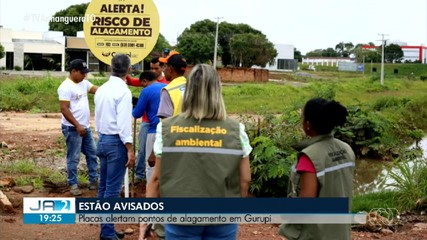 Placas alertam locais de alagamentos em ruas de Gurupi
