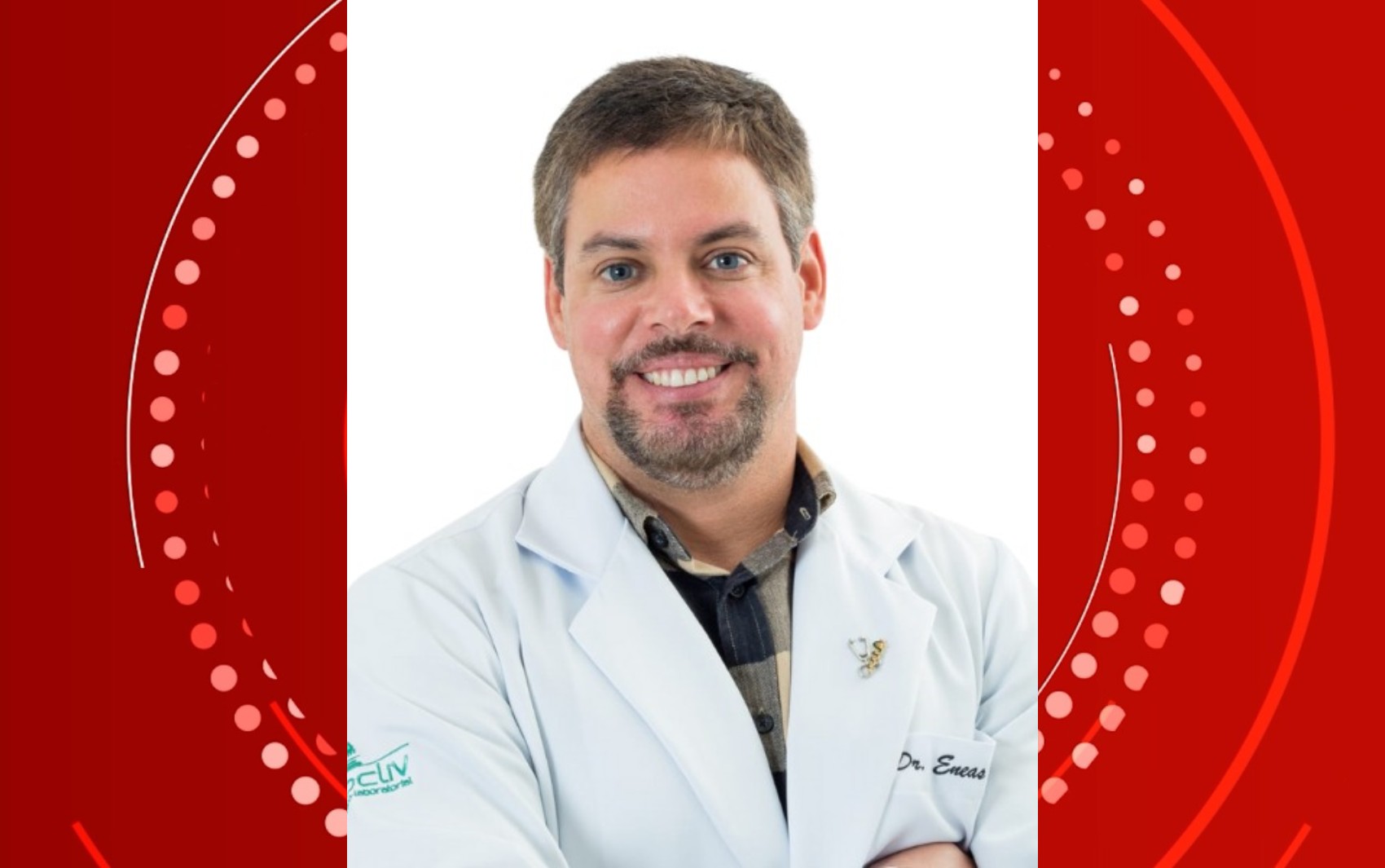 Médico suspeito de matar casal em acidente na Bahia está foragido, diz polícia