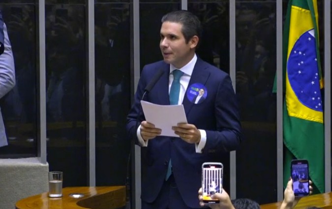 Em discurso antes da votação, Motta sai em defesa da Câmara e da imunidade parlamentar