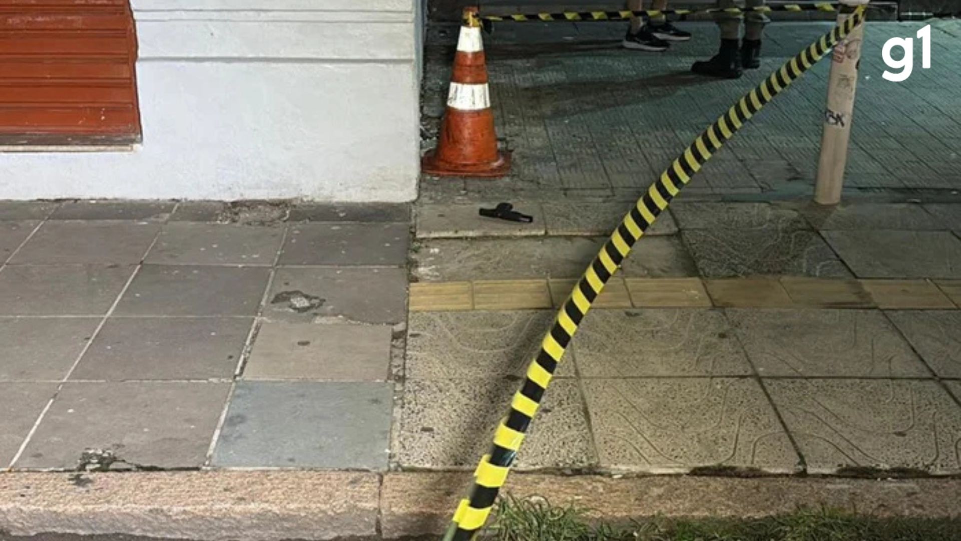 Suspeito perde pistola durante fuga após tiroteio em bairro boêmio de Porto Alegre; VÍDEO
