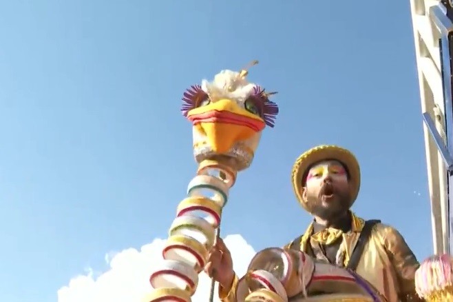 Bloco da Ema encerra carnaval de Piracicaba com diálogo de culturas. 'Construção de um país melhor' 