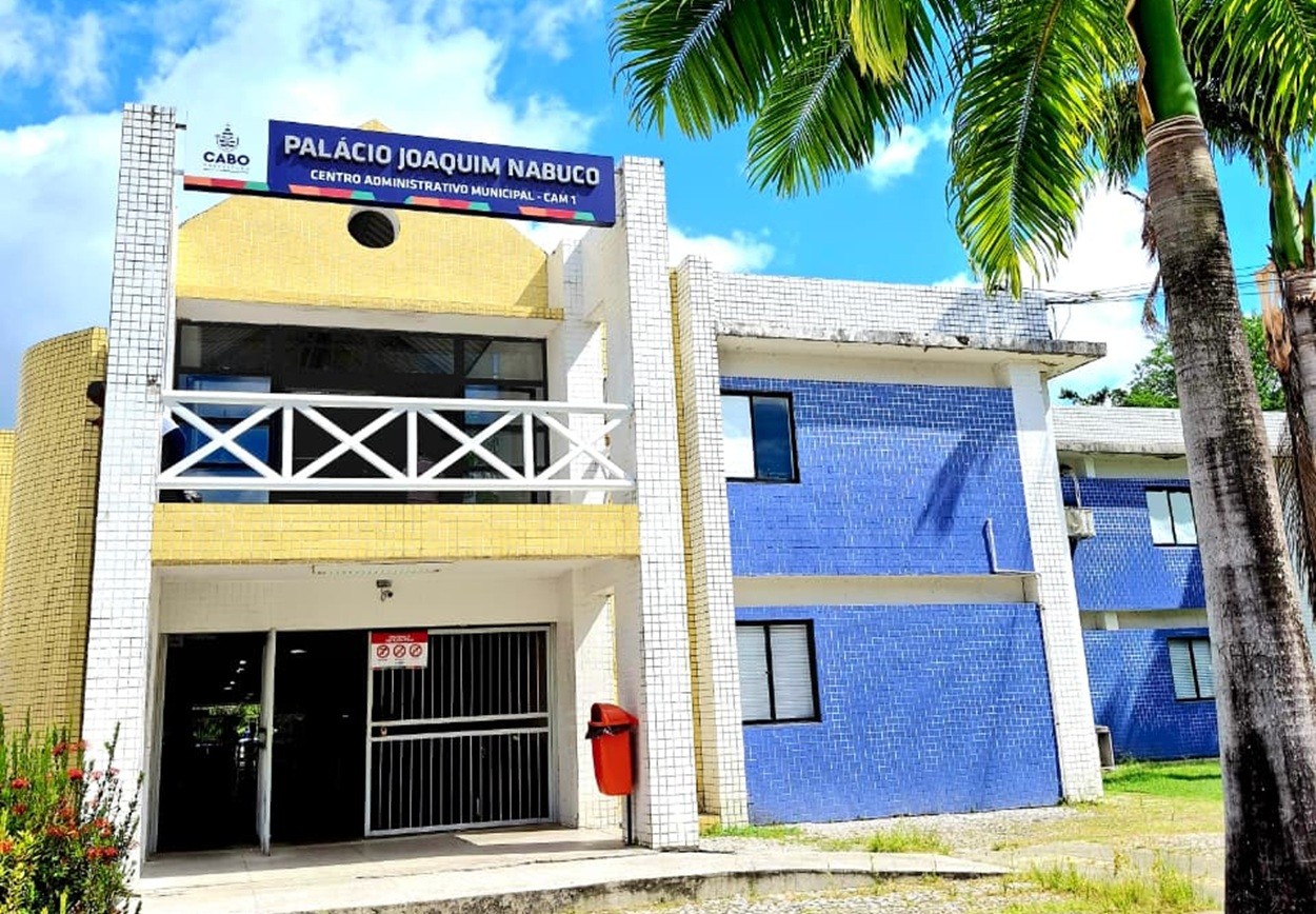 Cabo de Santo Agostinho abre seleção simplificada com 608 vagas para professores; saiba como se inscrever