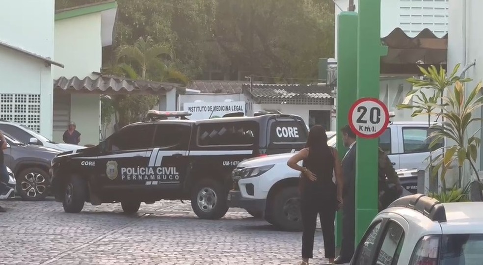 Influenciadora Deolane Bezerra fez exame de corpo de delito no Instituto de Medicina Legal (IML), no Recife — Foto: Reprodução/TV Globo