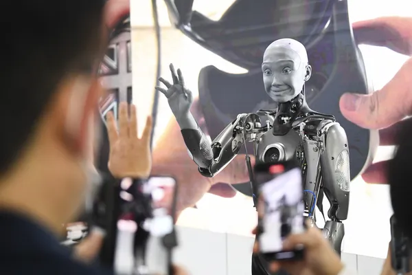 Ameca, o robô humanoide que chamou atenção na CES 2022