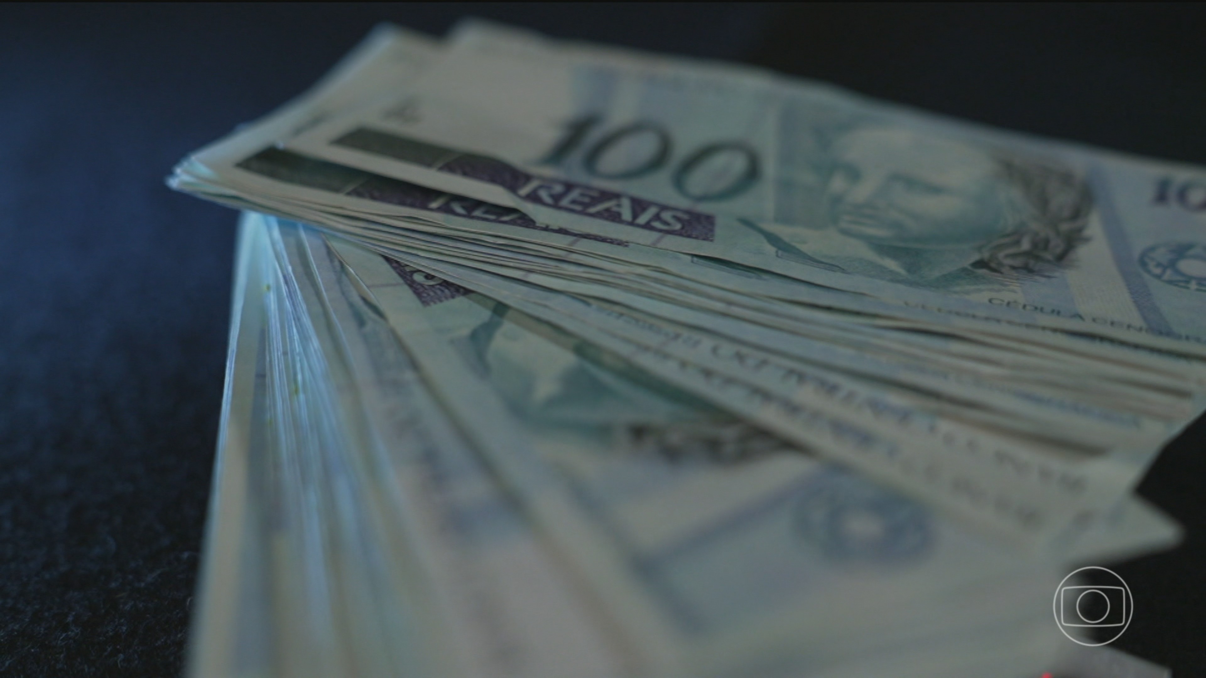 Mais de 26 milhões de brasileiros têm dinheiro esquecido em instituições financeiras; saiba como consultar e não cair em golpes