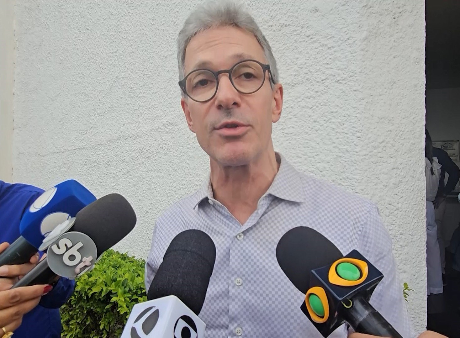Zema sobe o tom contra ex-secretário de Governo